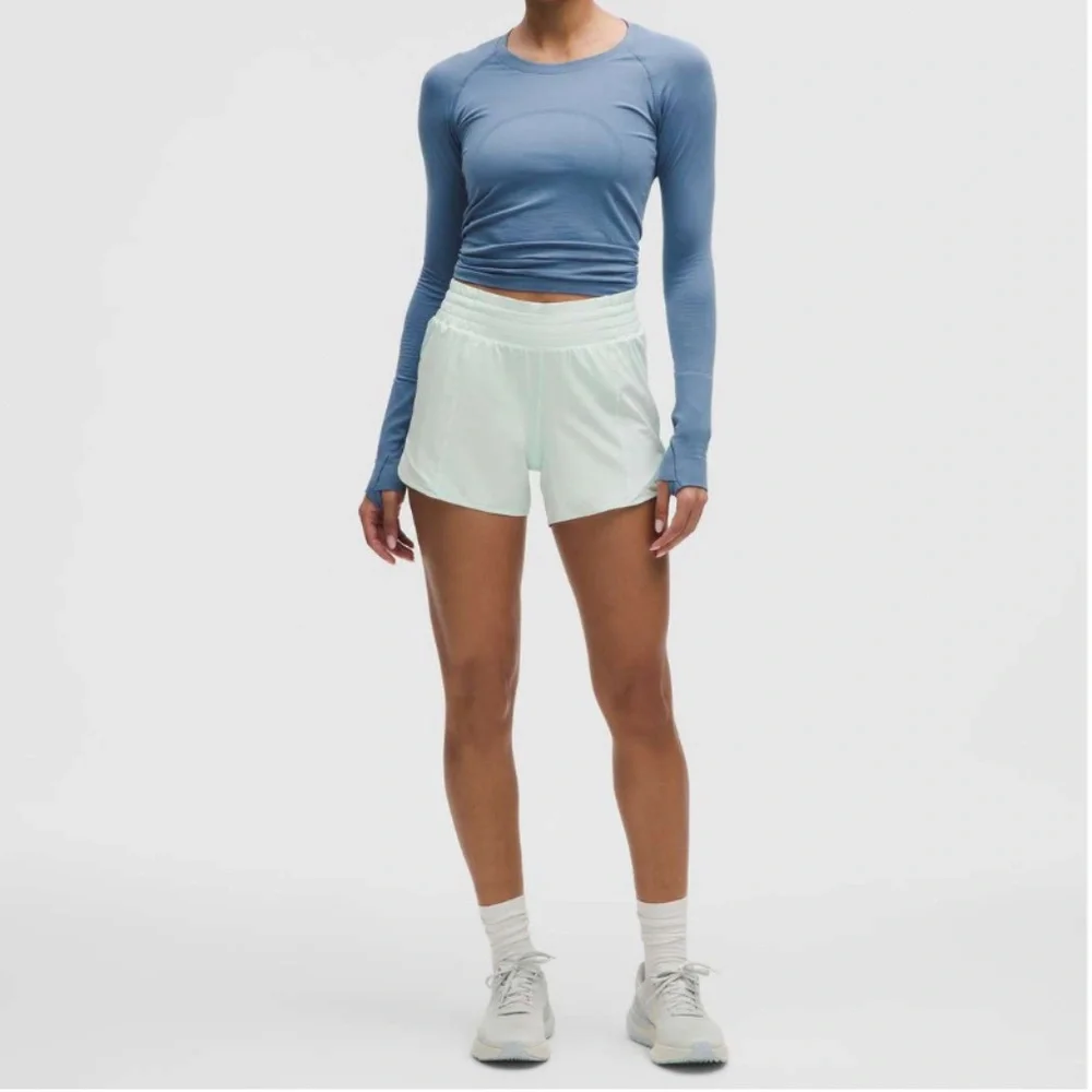 Lululemon | Hotty Hot High-Rise Lined Short 4" | Mint Breeze | Size 12 - Picture 7 of 10